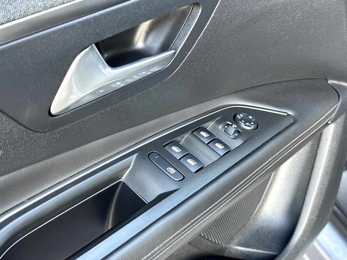 peugeot-3008-1-5-bluehdi-2019-diesel-1499cc