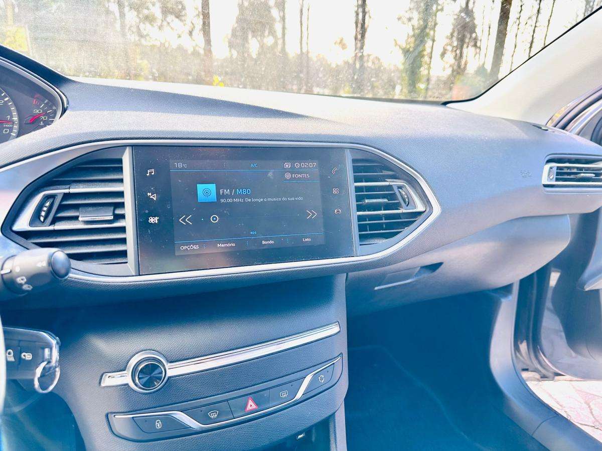 peugeot-308-2020-gasolina-1199cc