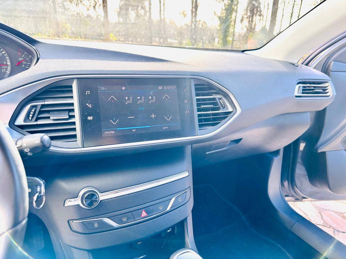 peugeot-308-2020-gasolina-1199cc