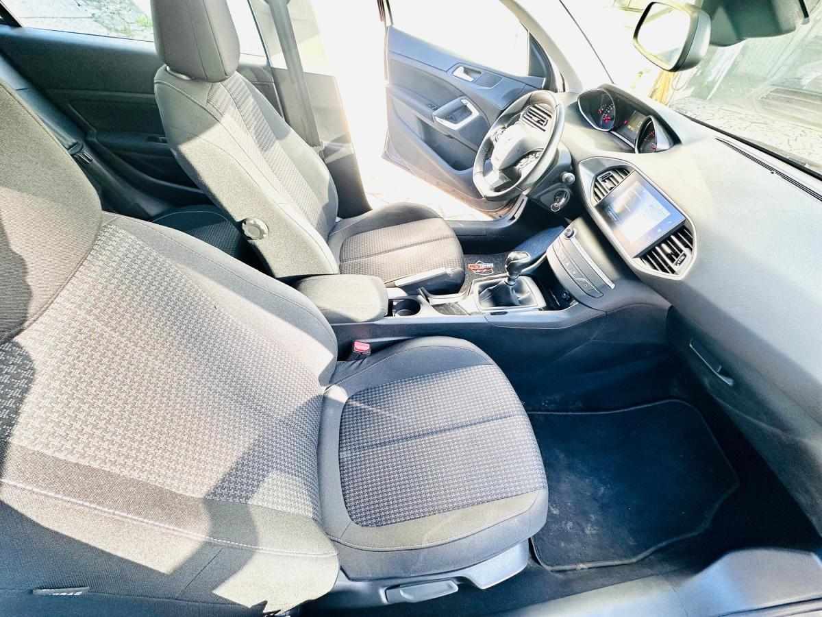 peugeot-308-2020-gasolina-1199cc