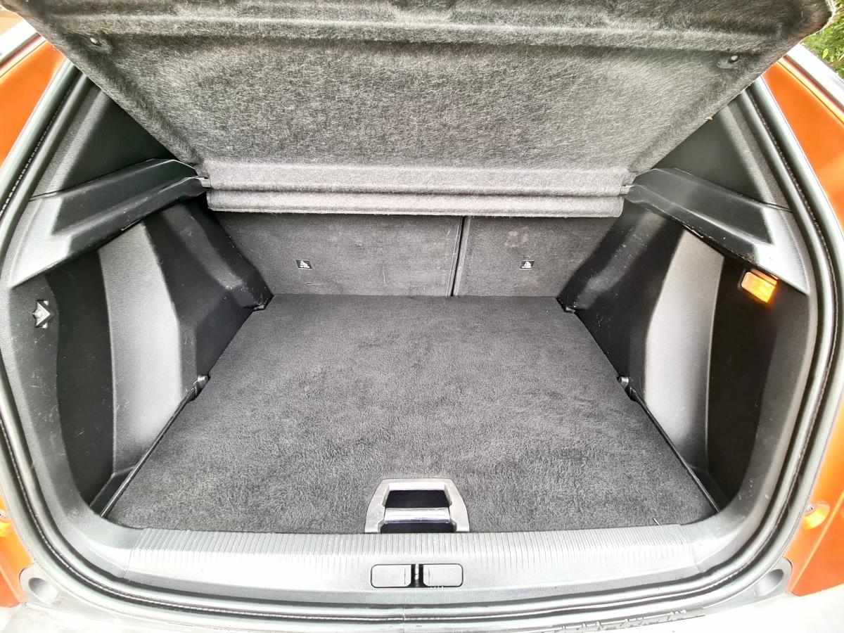 peugeot-2008-2020-gasolina-1199cc