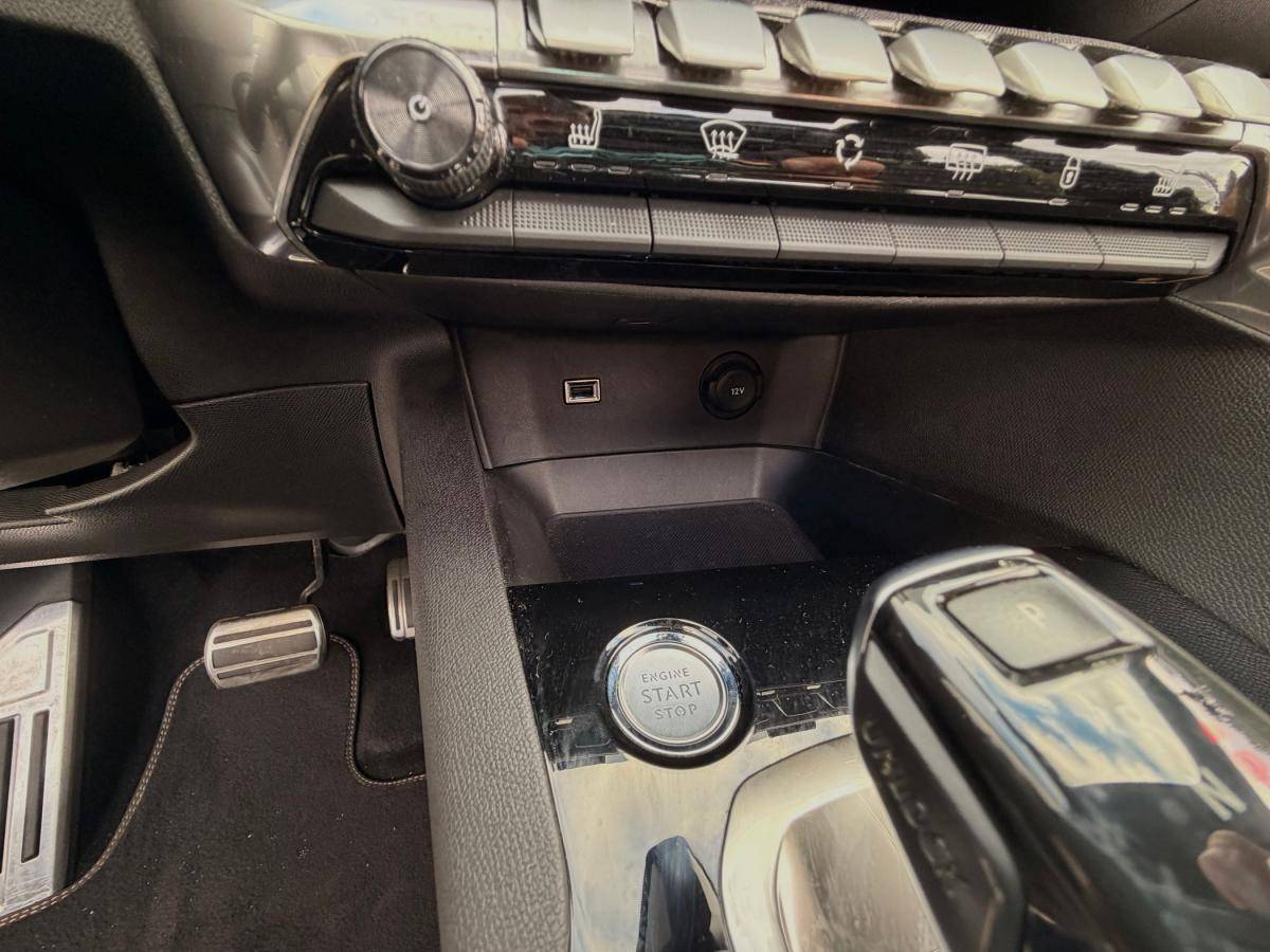 peugeot-3008-2020-diesel-1499cc