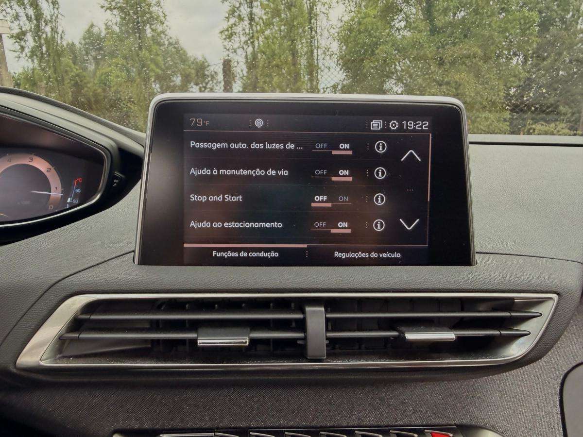 peugeot-3008-2020-diesel-1499cc