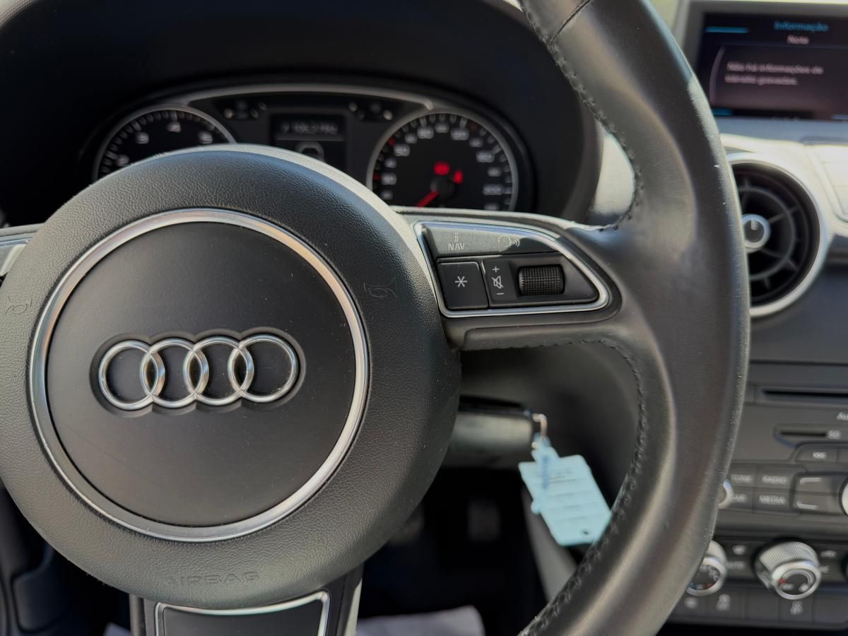 audi-a1-2012-gasolina-1197cc
