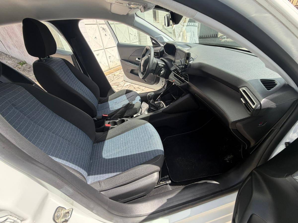 peugeot-208-2019-gasolina-1199cc