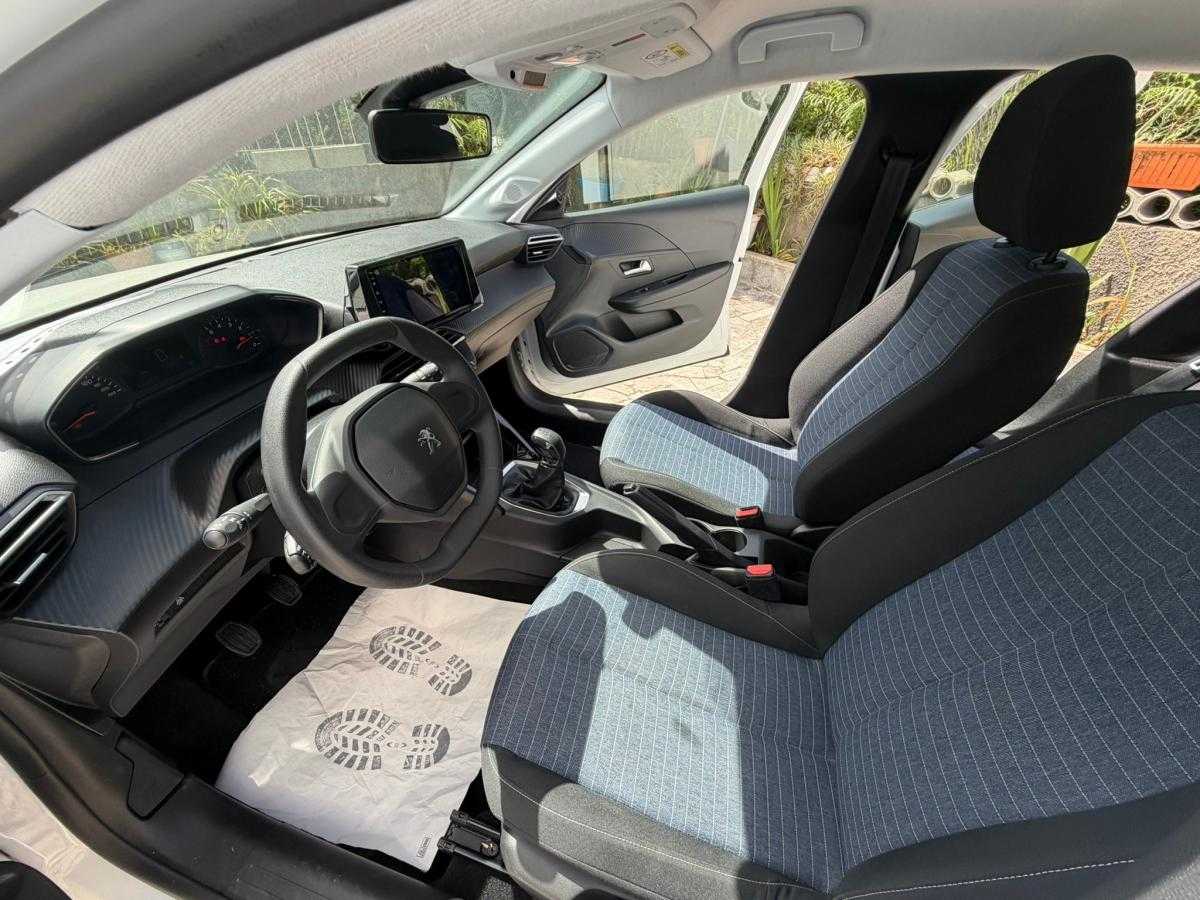 peugeot-208-2019-gasolina-1199cc
