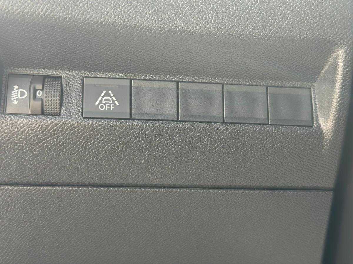 peugeot-208-2019-gasolina-1199cc