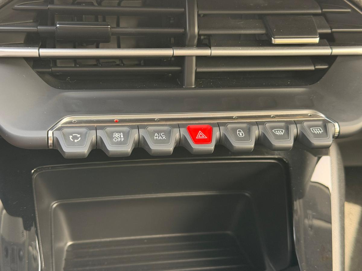 peugeot-208-2019-gasolina-1199cc
