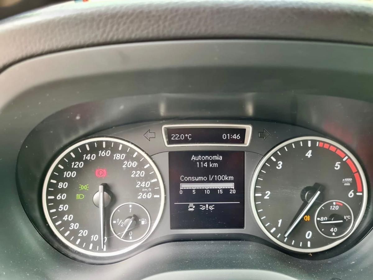 mercedes-benz-classe-b-2013-diesel-1796cc