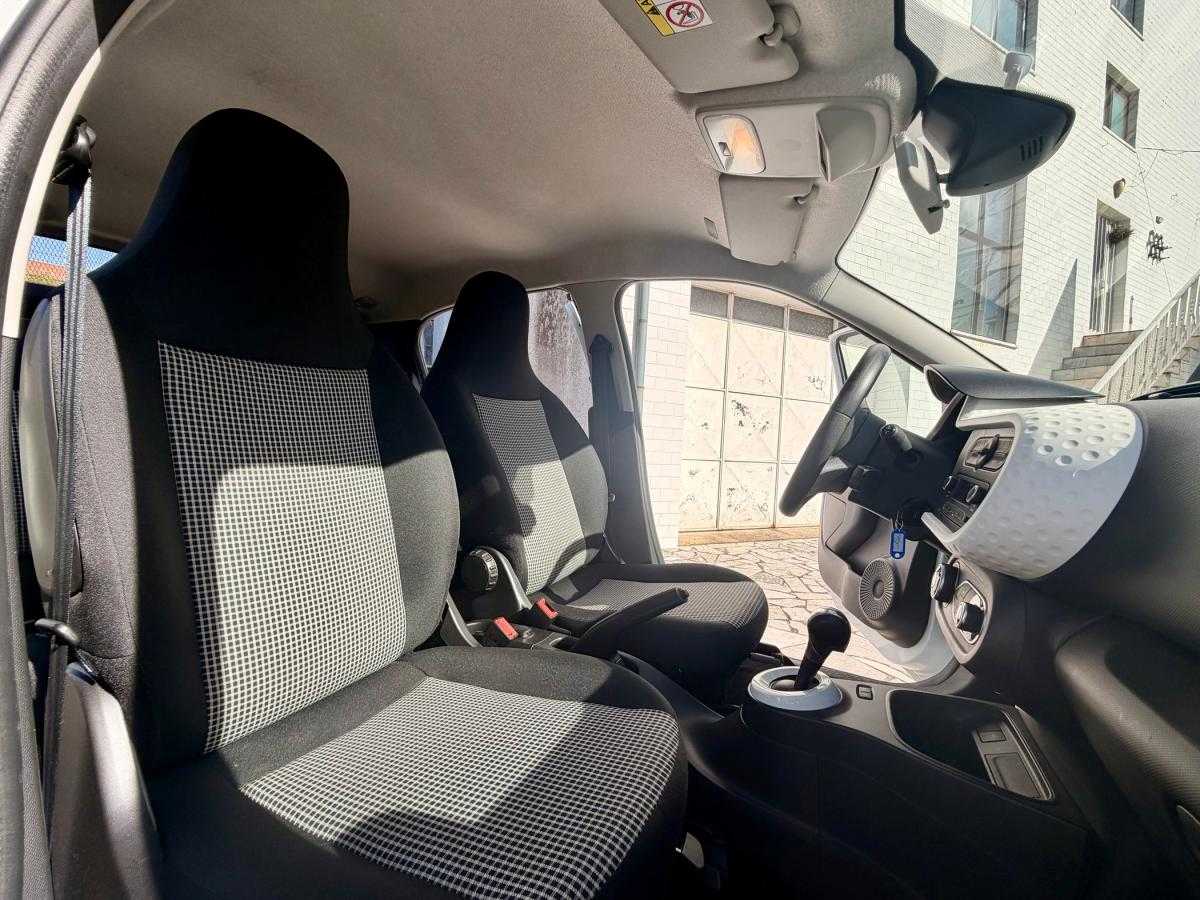 renault-twingo-2022-eletrico-0cc