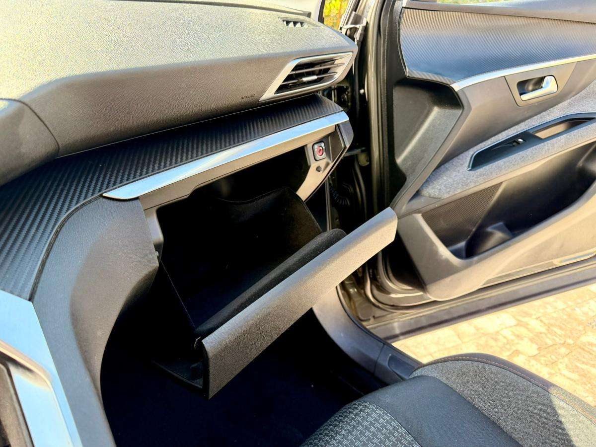 peugeot-3008-2017-gasolina-1199cc
