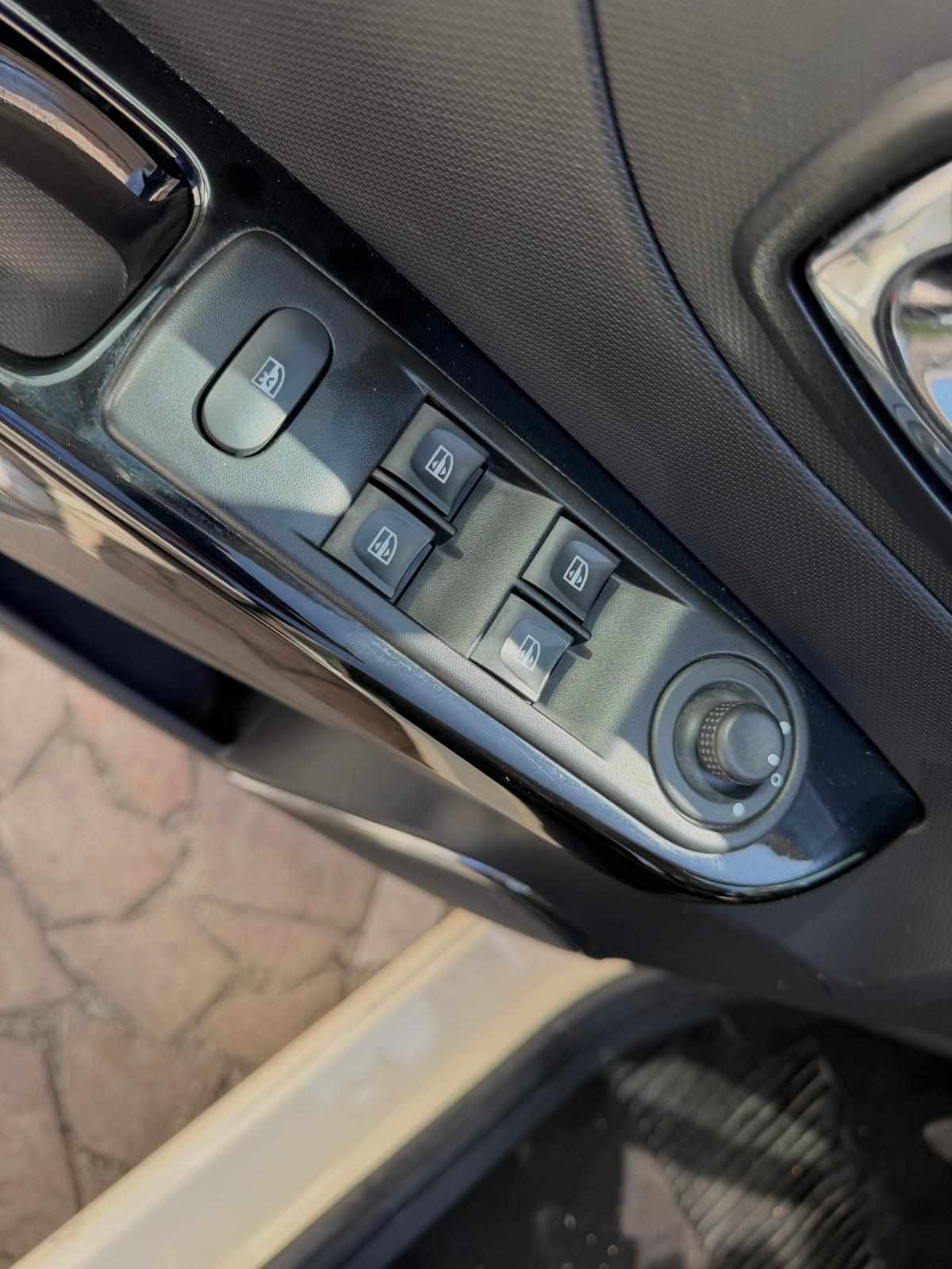 renault-captur-2014-diesel-1461cc