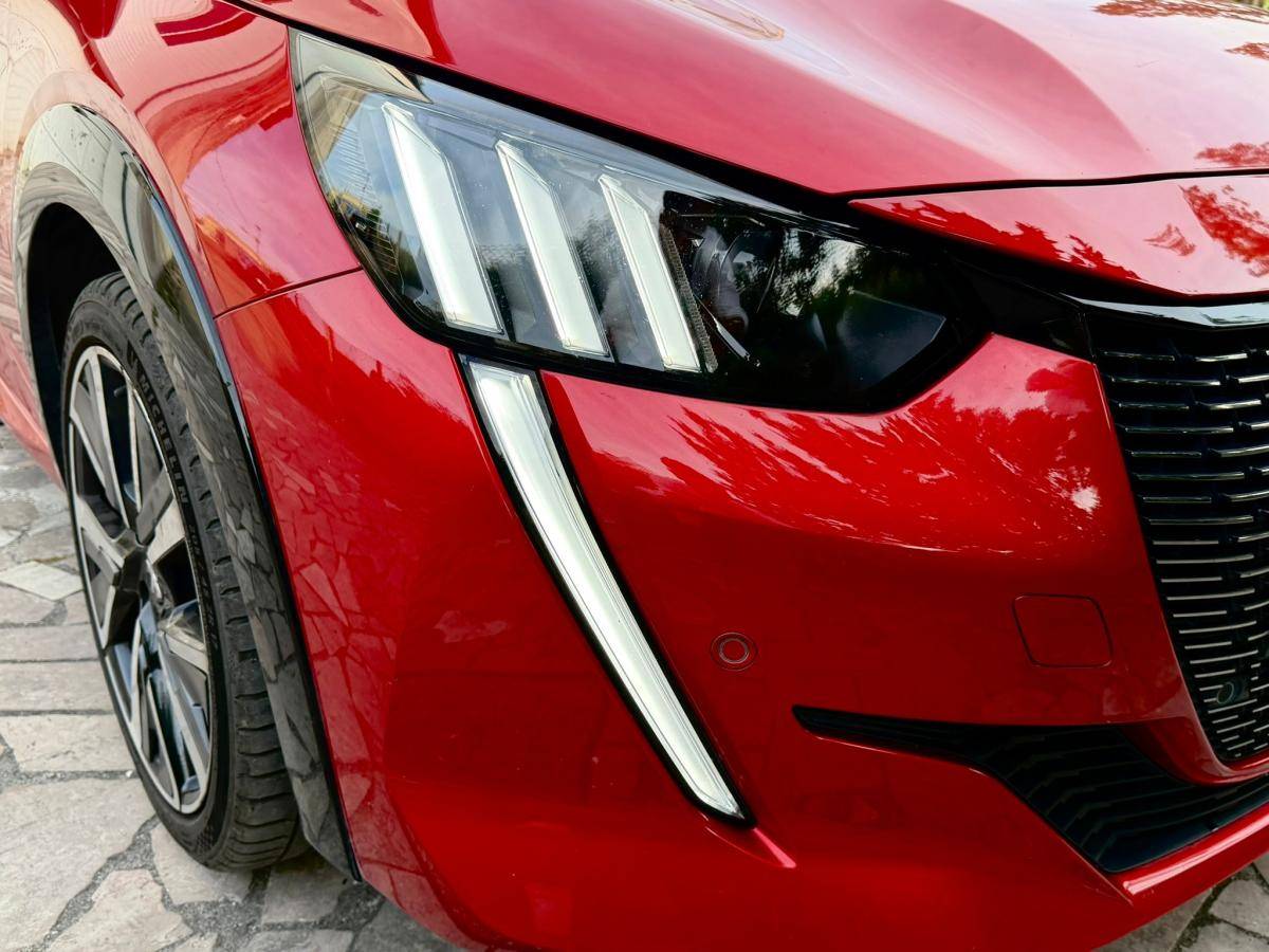peugeot-208-2019-gasolina-1199cc