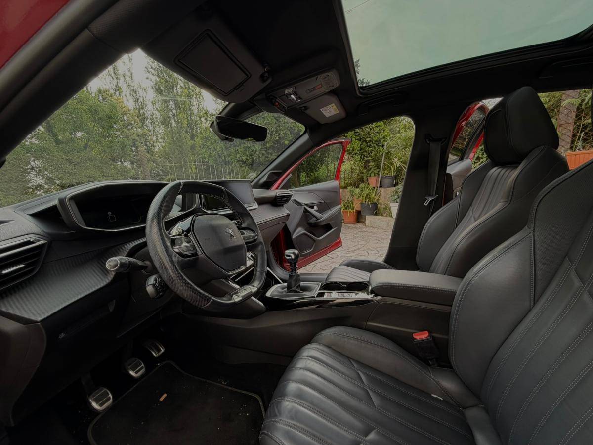 peugeot-208-2019-gasolina-1199cc