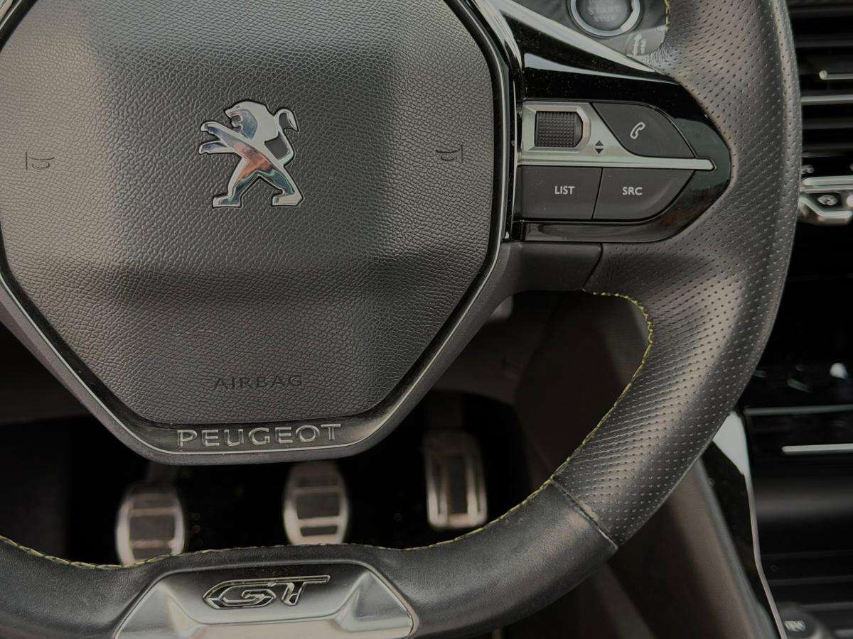 peugeot-208-2019-gasolina-1199cc