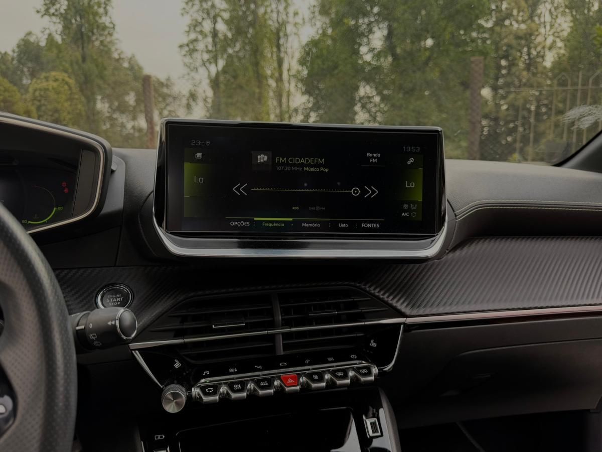 peugeot-208-2019-gasolina-1199cc