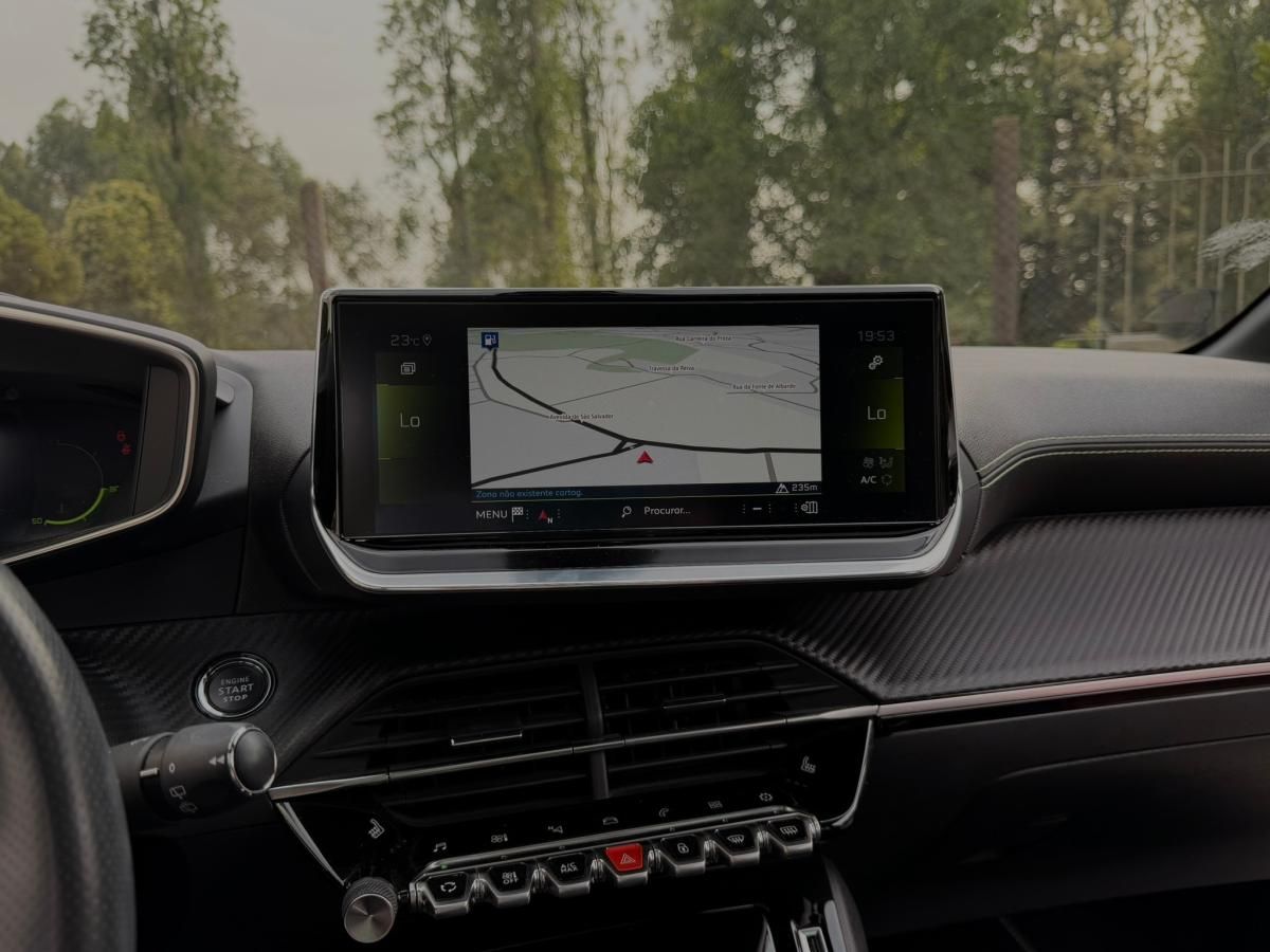 peugeot-208-2019-gasolina-1199cc