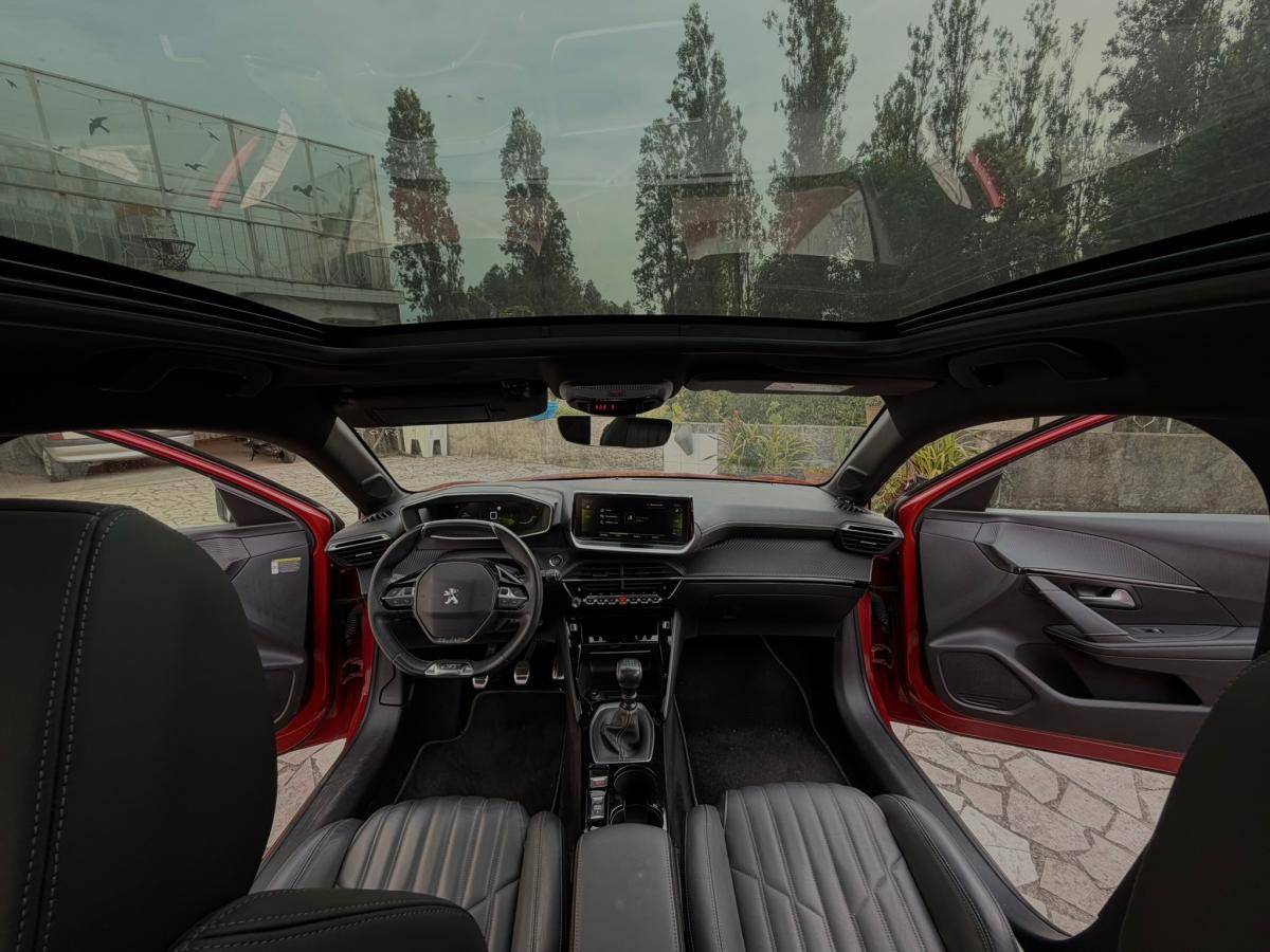 peugeot-208-2019-gasolina-1199cc