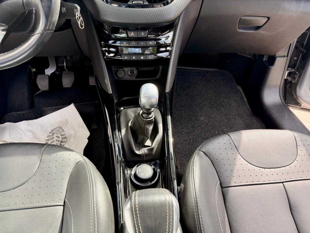 peugeot-2008-2017-gasolina-1199cc