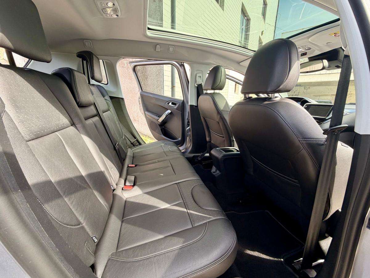peugeot-2008-2017-gasolina-1199cc