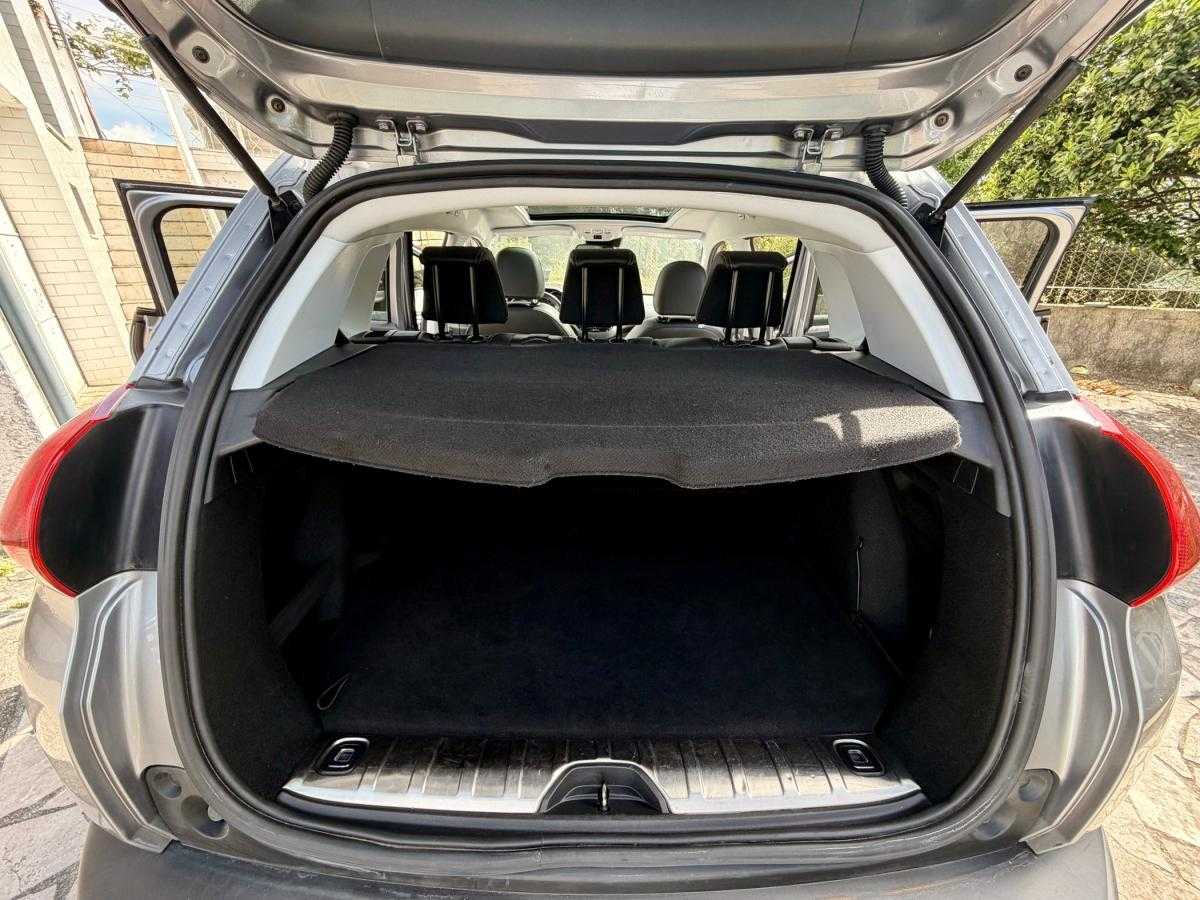 peugeot-2008-2017-gasolina-1199cc