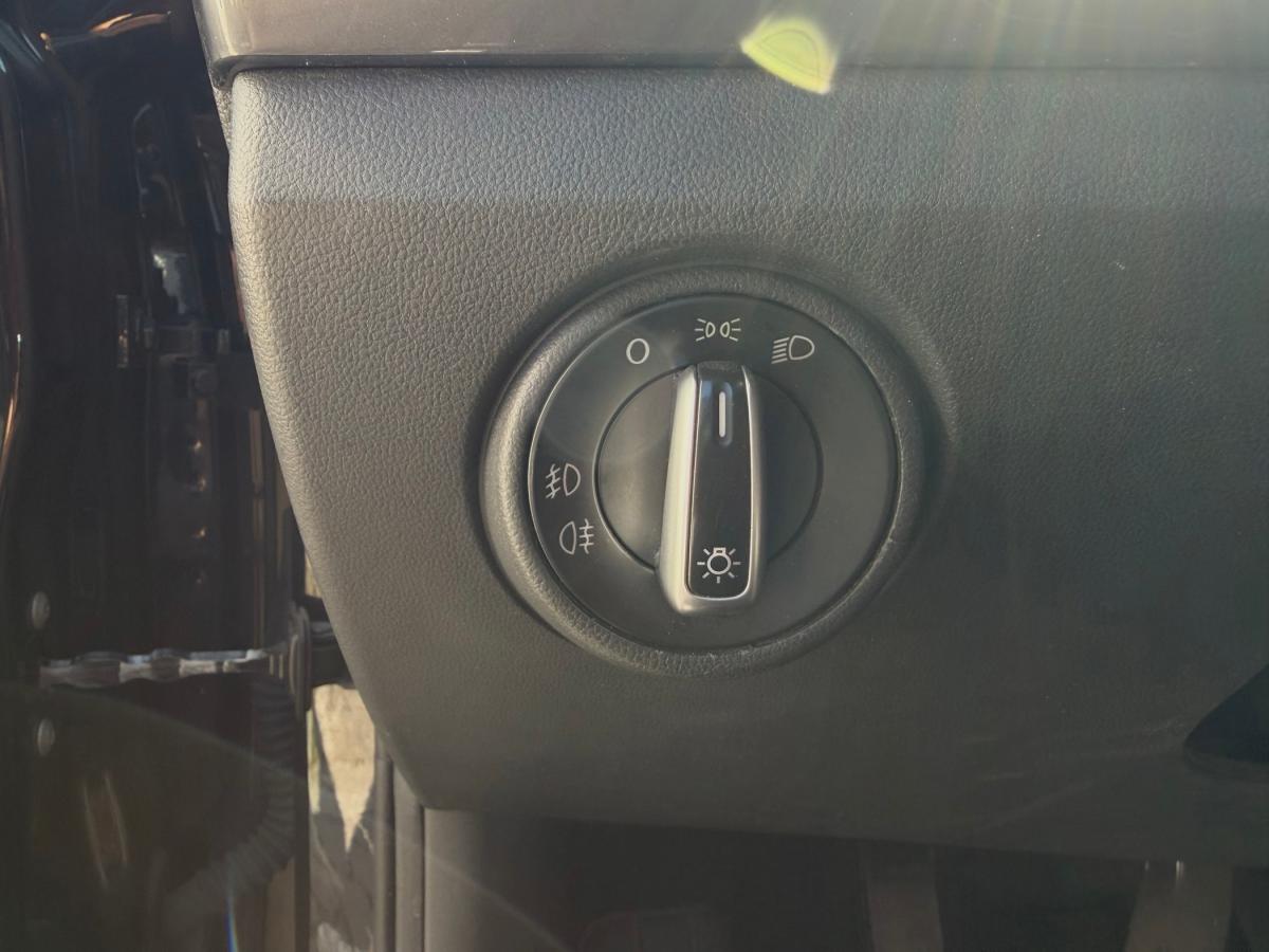 seat-mii-2015-gasolina-999cc