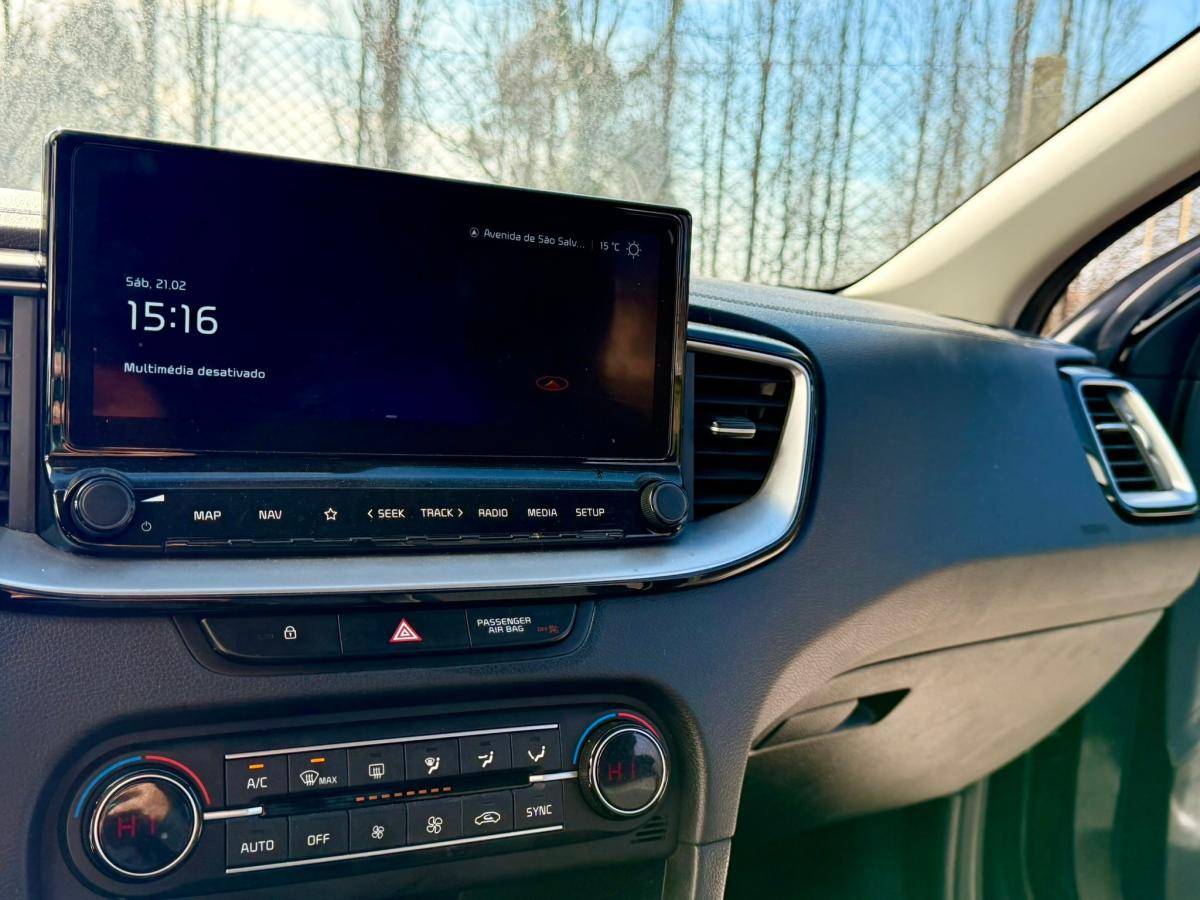kia-xceed-2021-hibrido-a-gasolina-1580cc