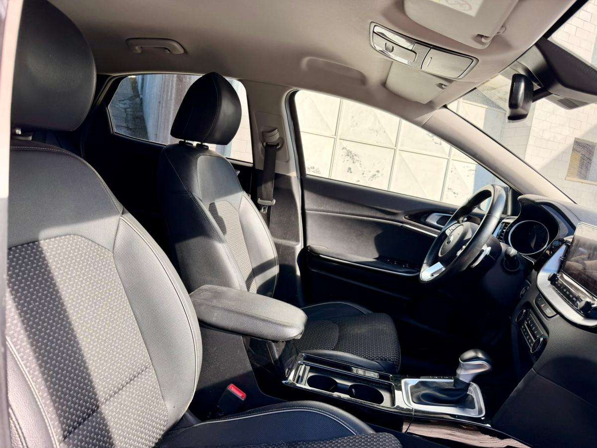 kia-xceed-2021-hibrido-a-gasolina-1580cc