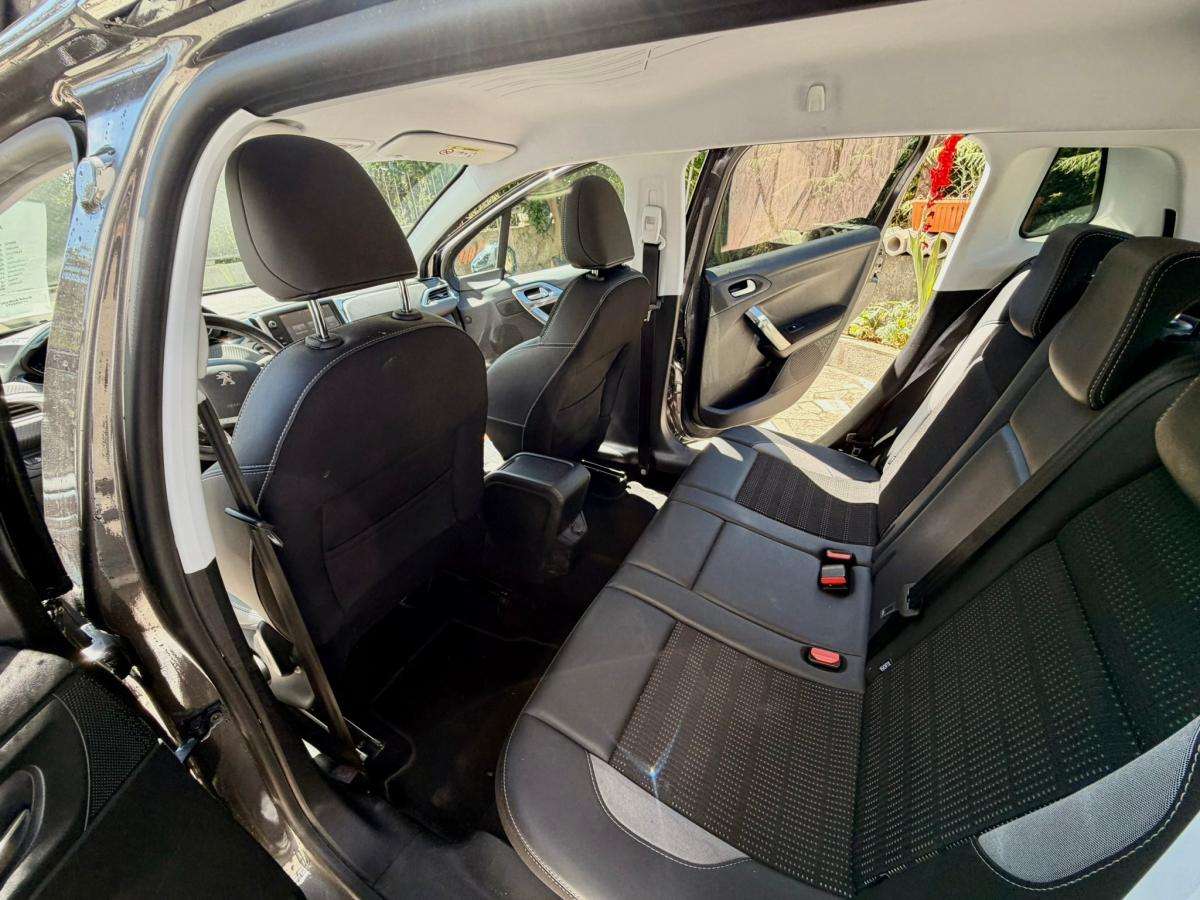 peugeot-2008-2016-gasolina-1199cc