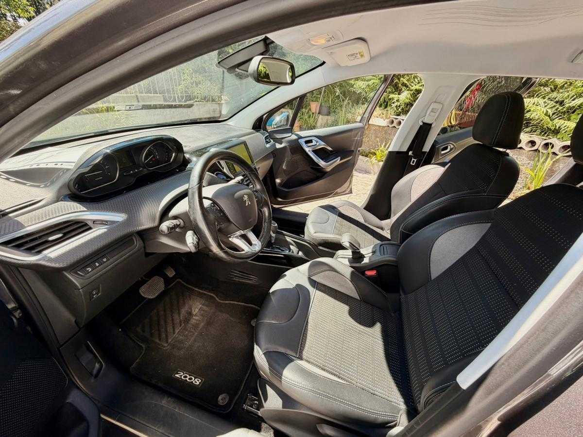 peugeot-2008-2016-gasolina-1199cc