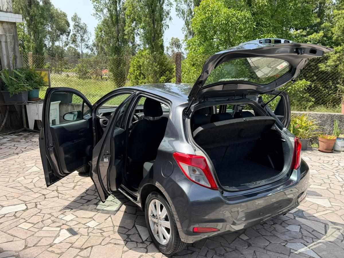 toyota-yaris-2013-gasolina-998cc