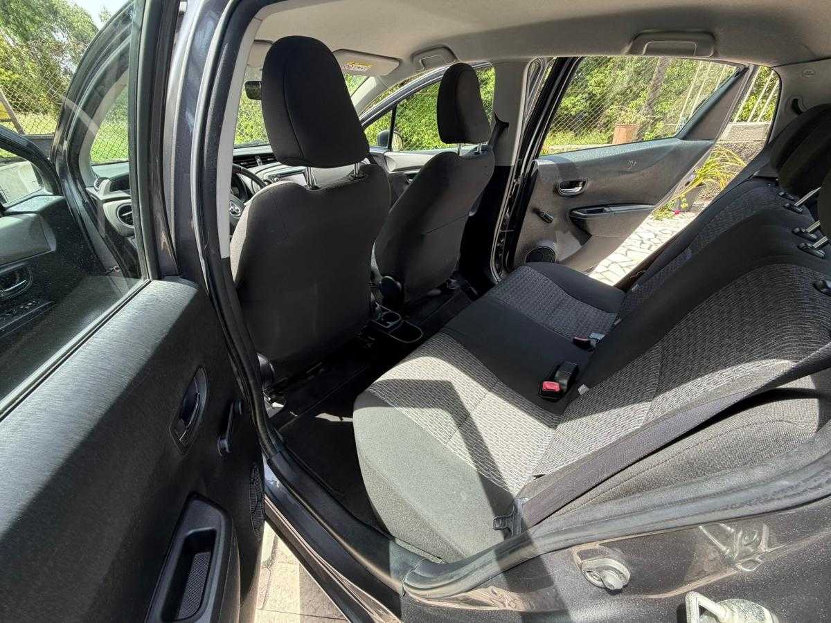 toyota-yaris-2013-gasolina-998cc