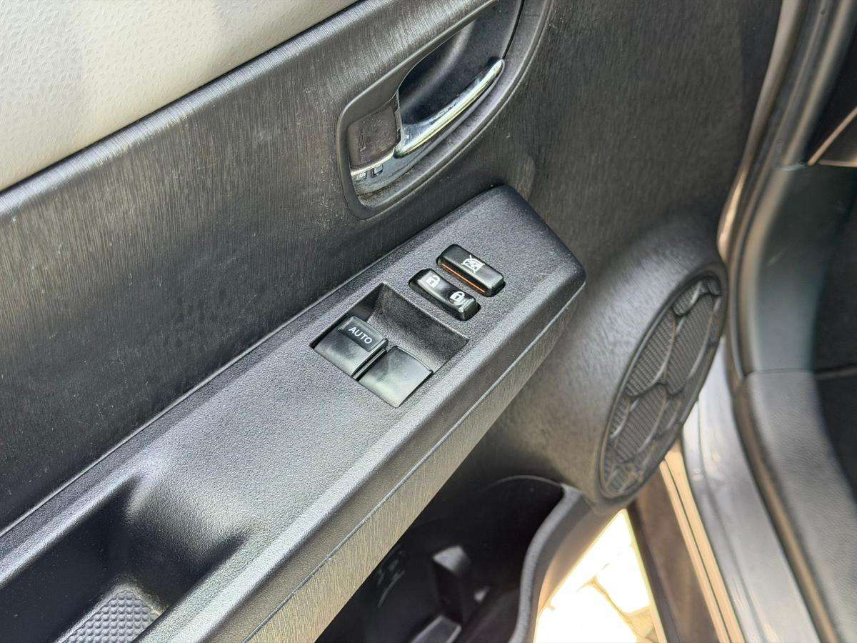 toyota-yaris-2013-gasolina-998cc