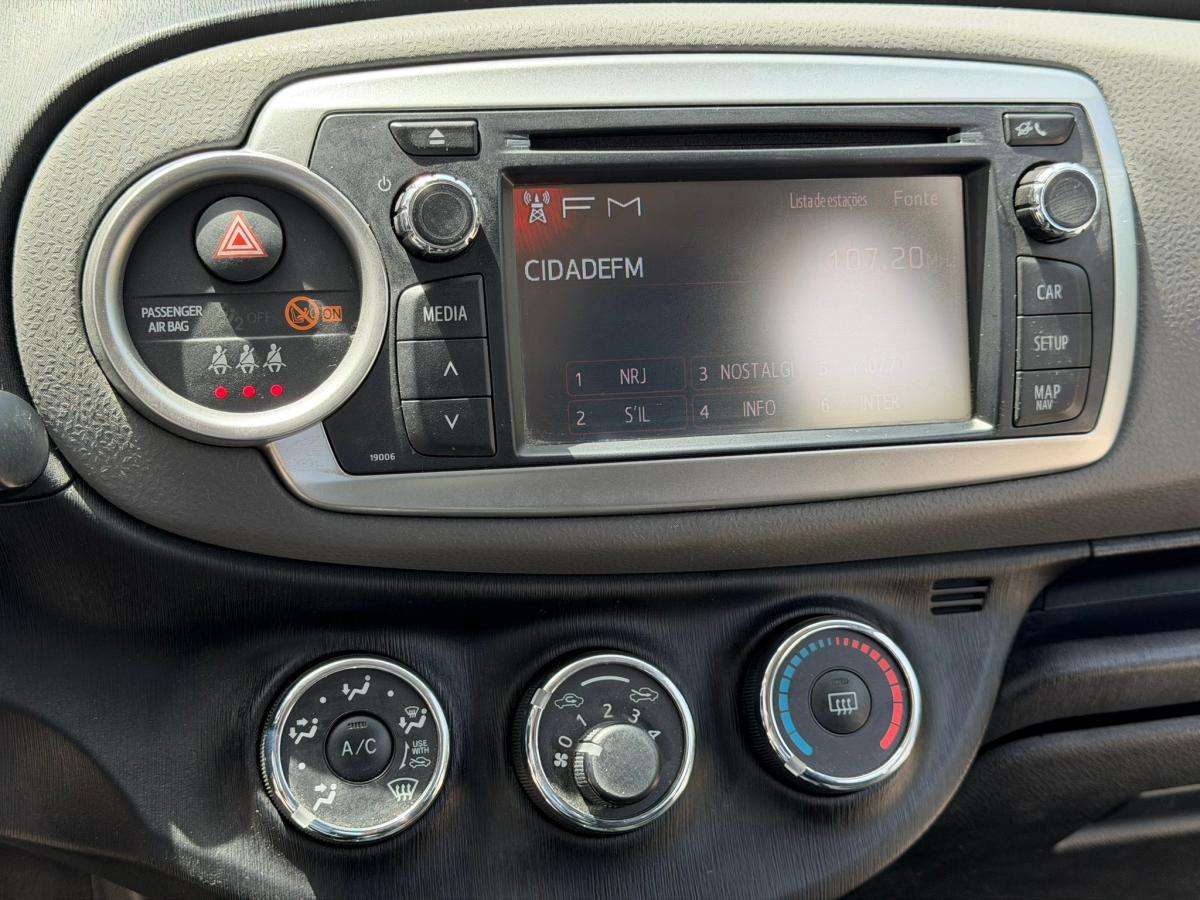 toyota-yaris-2013-gasolina-998cc