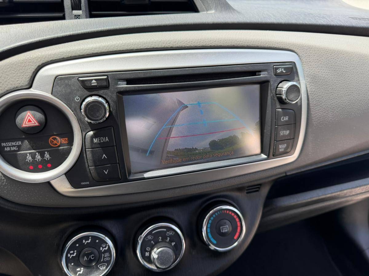 toyota-yaris-2013-gasolina-998cc