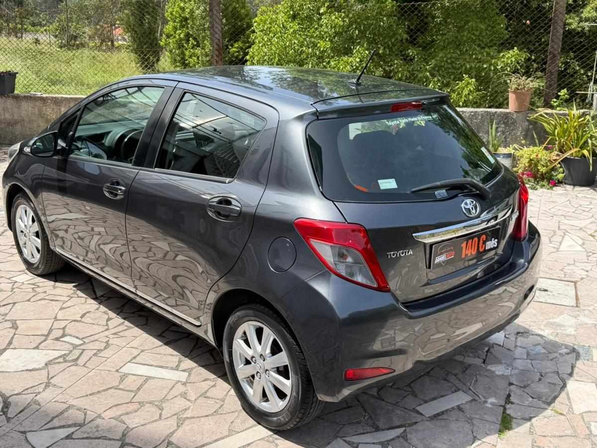 toyota-yaris-2013-gasolina-998cc