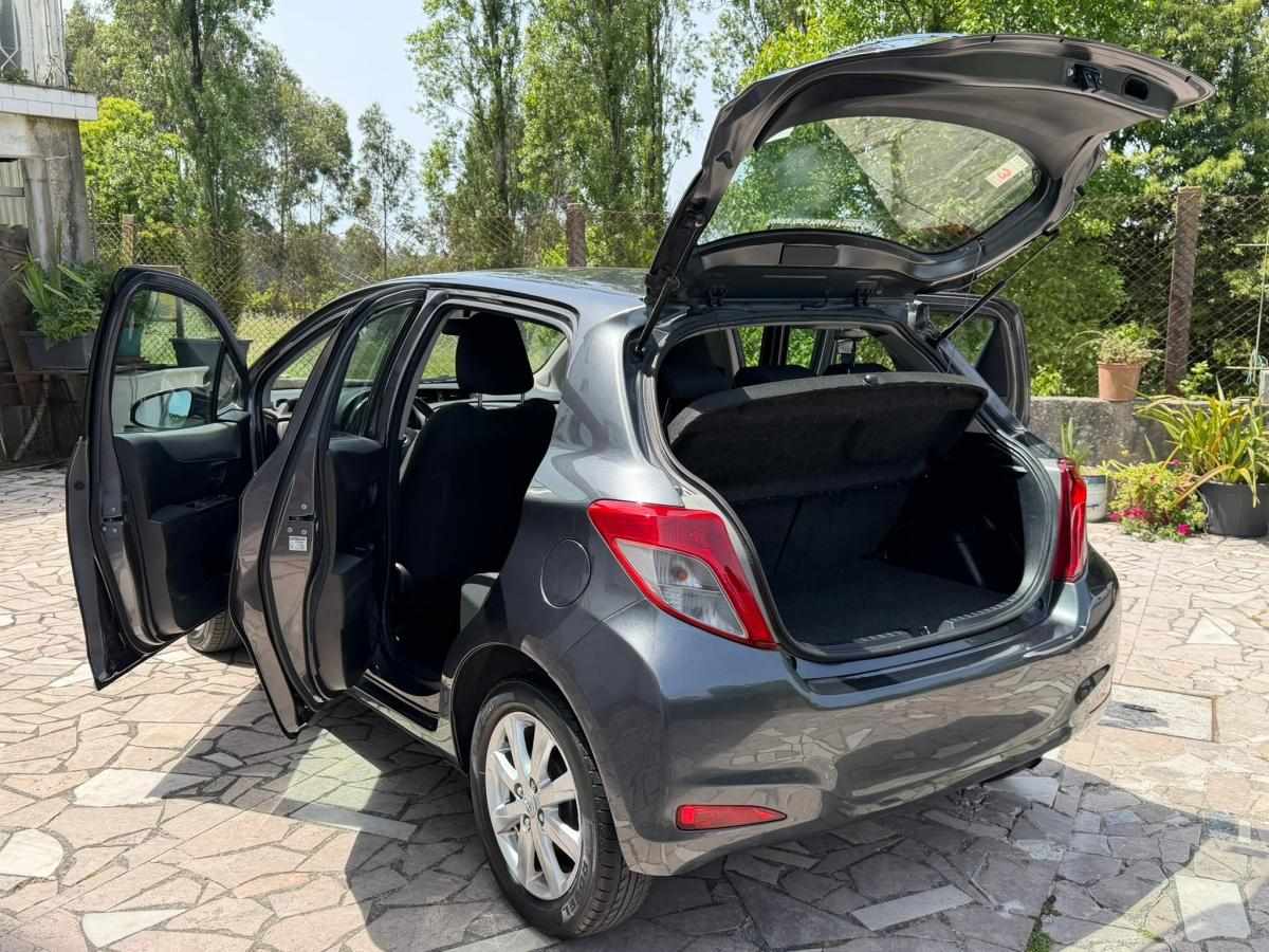 toyota-yaris-2013-gasolina-998cc