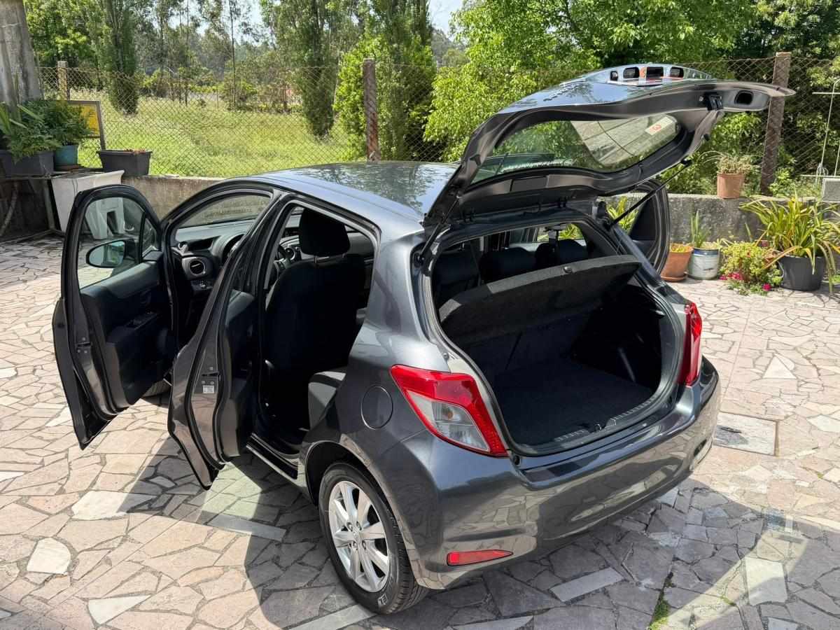 toyota-yaris-2013-gasolina-998cc