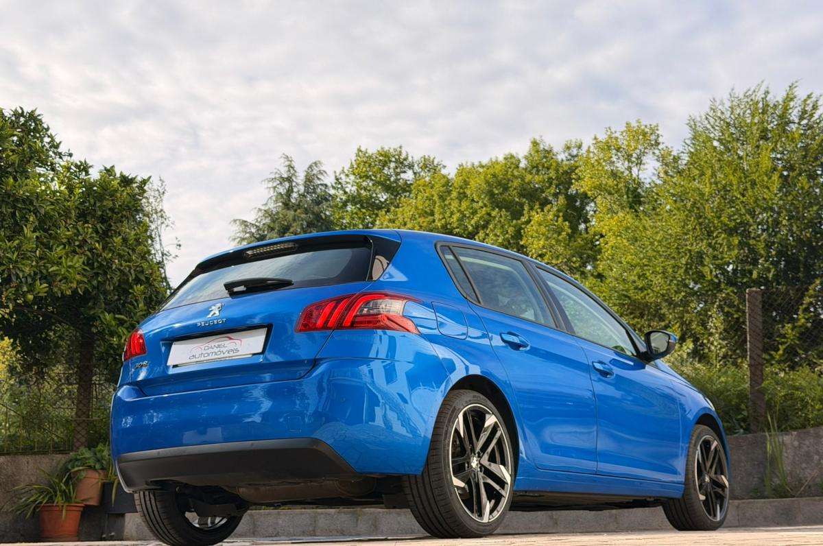 peugeot-308-2021-gasolina-1199cc