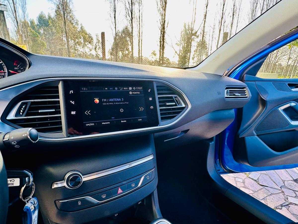peugeot-308-2021-gasolina-1199cc