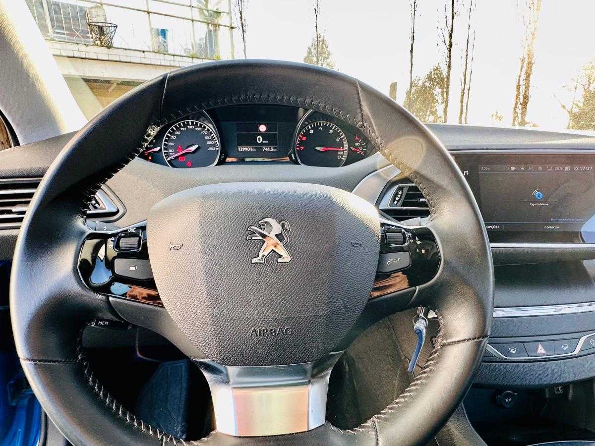 peugeot-308-2021-gasolina-1199cc