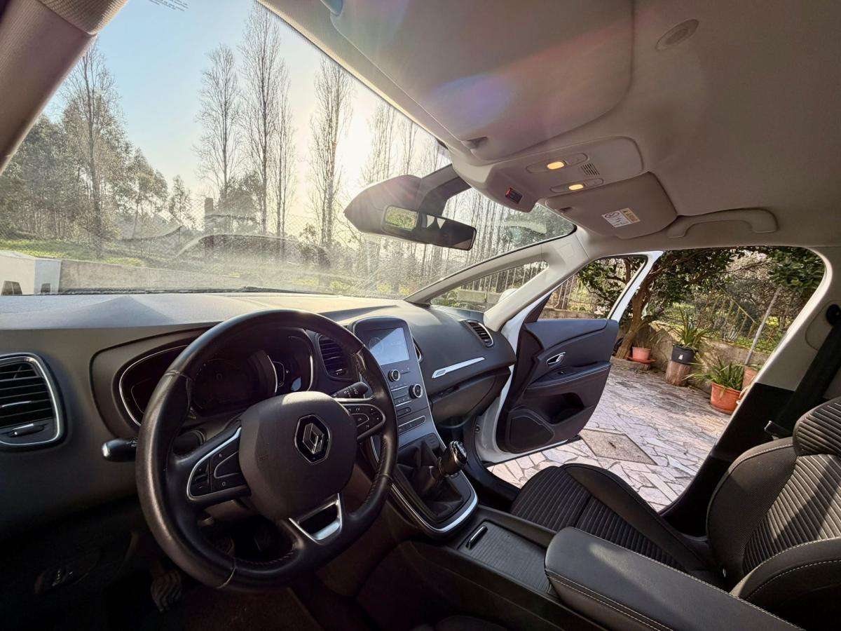 renault-scenic-2017-gasolina-1197cc