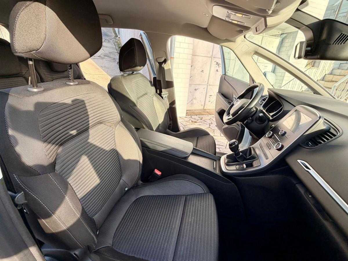 renault-scenic-2017-gasolina-1197cc