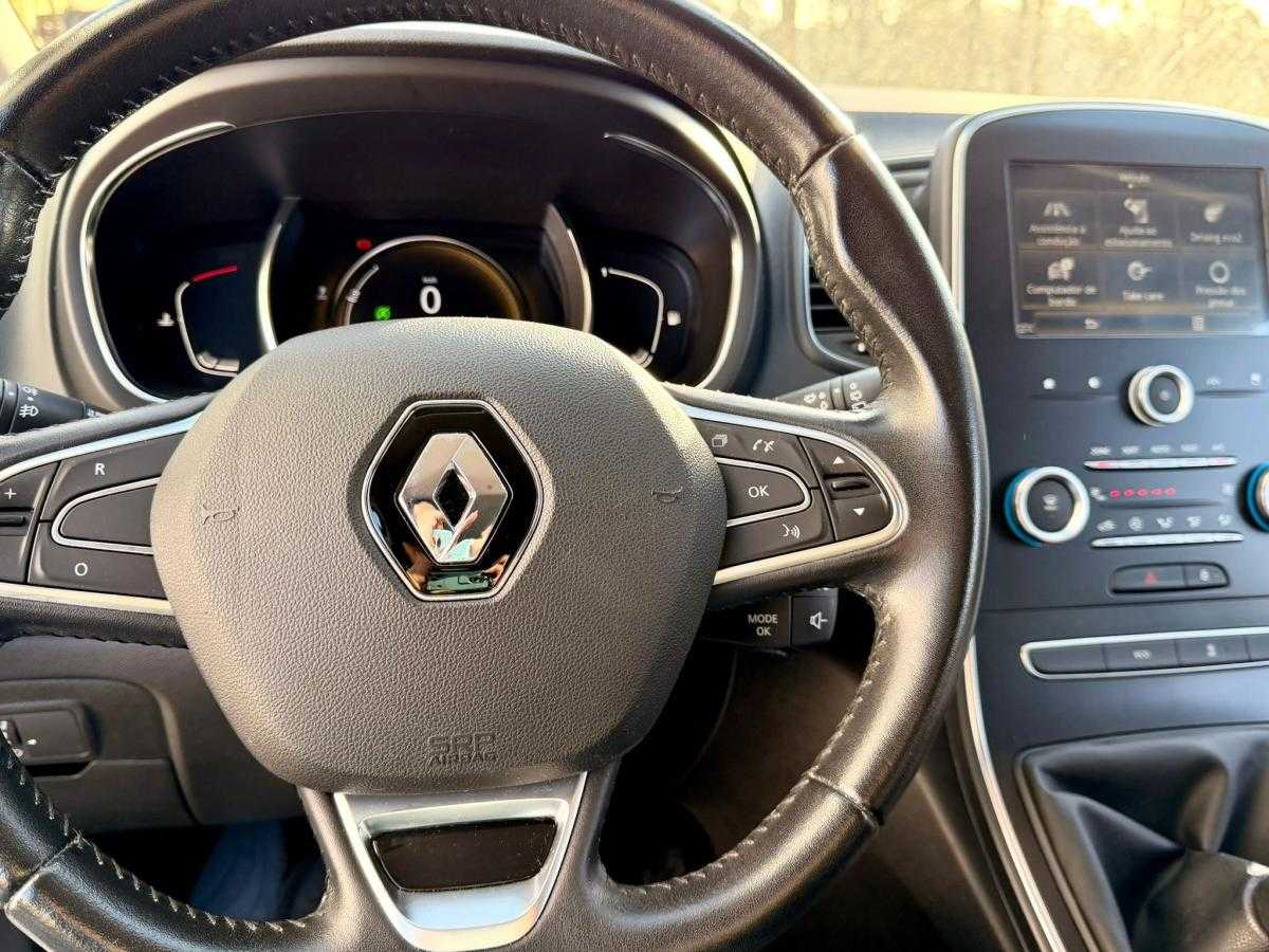 renault-scenic-2017-gasolina-1197cc