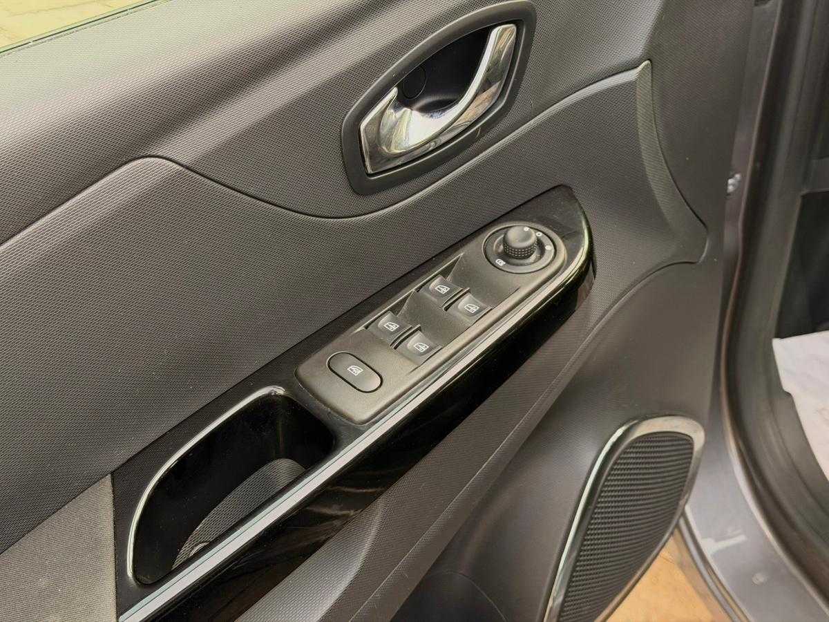 renault-captur-2015-gasolina-898cc