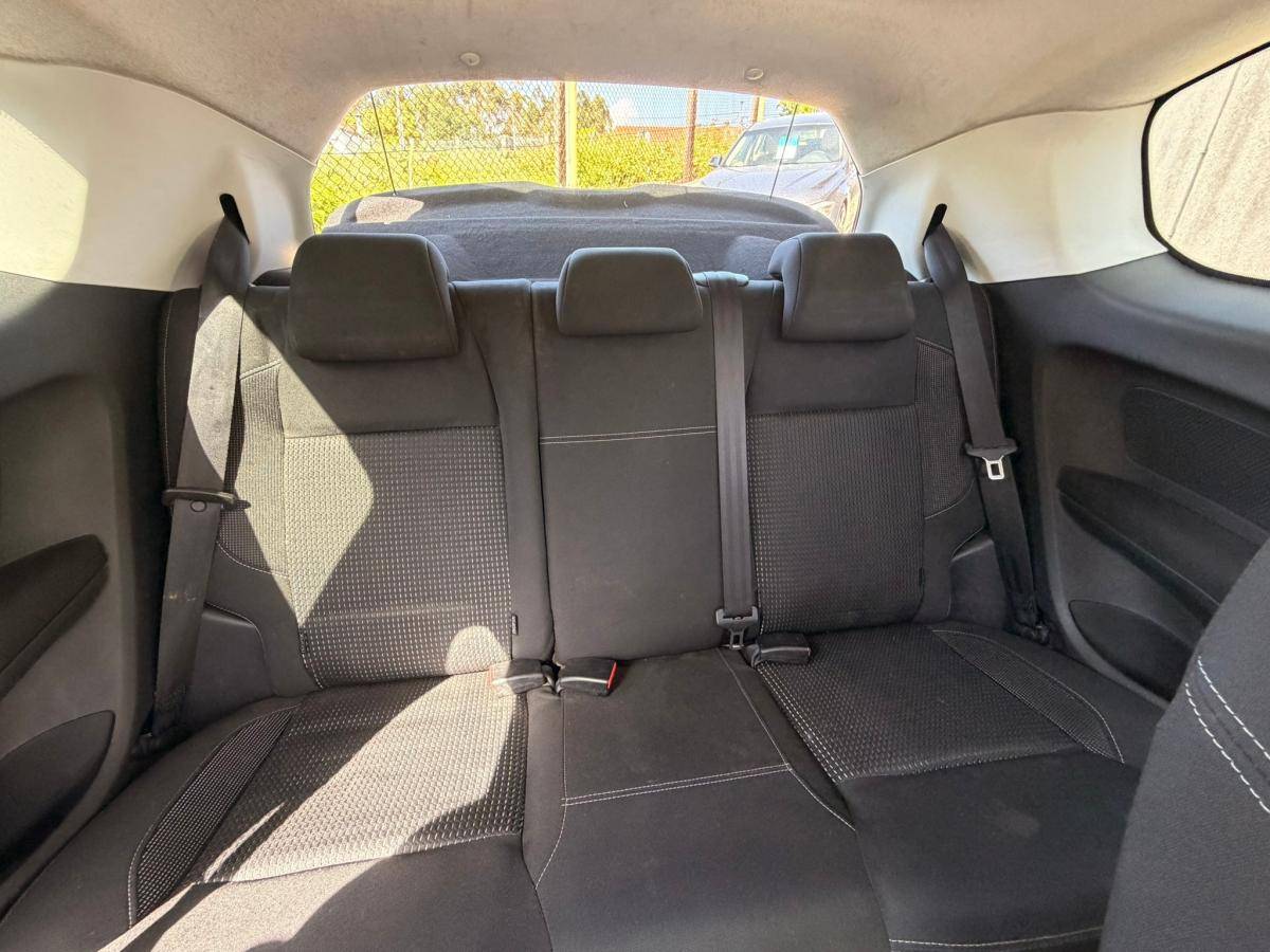 peugeot-208-2017-gasolina-1199cc