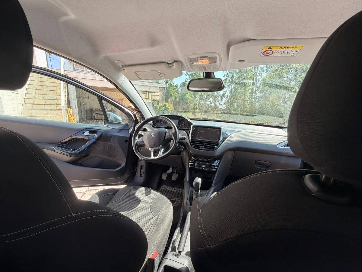 peugeot-208-2017-gasolina-1199cc