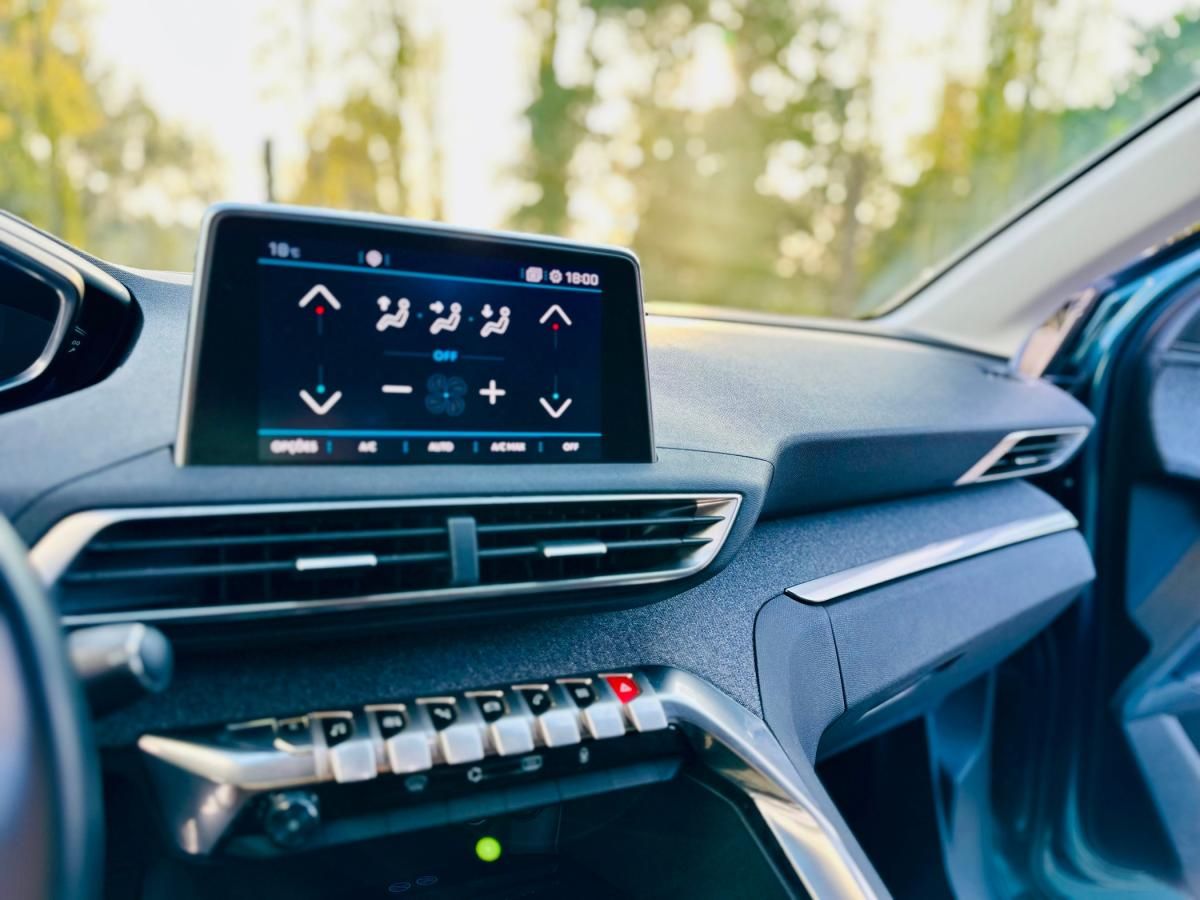 peugeot-5008-2017-gasolina-1199cc