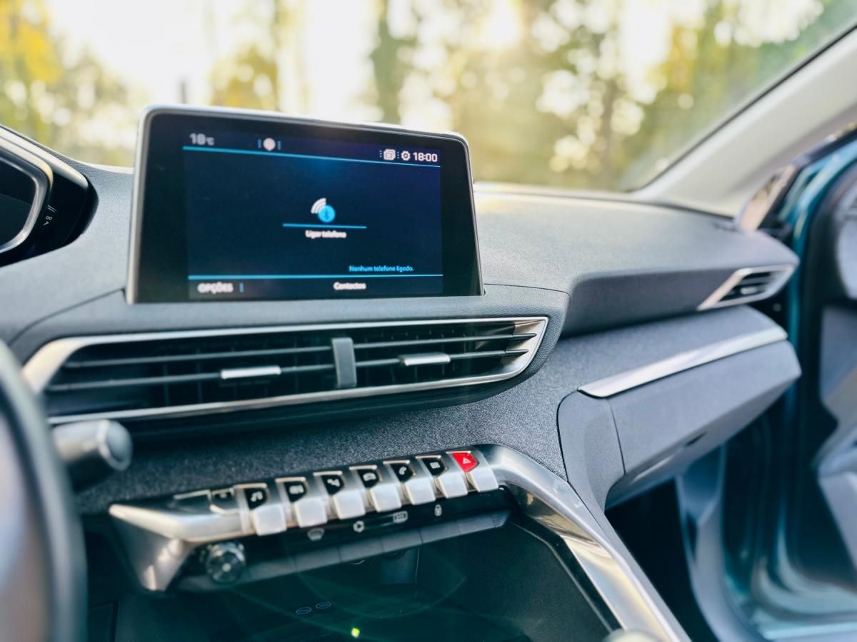peugeot-5008-2017-gasolina-1199cc