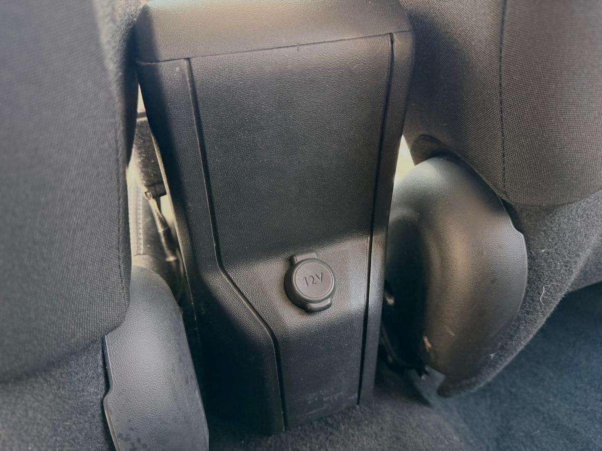 peugeot-2008-2016-gasolina-1199cc